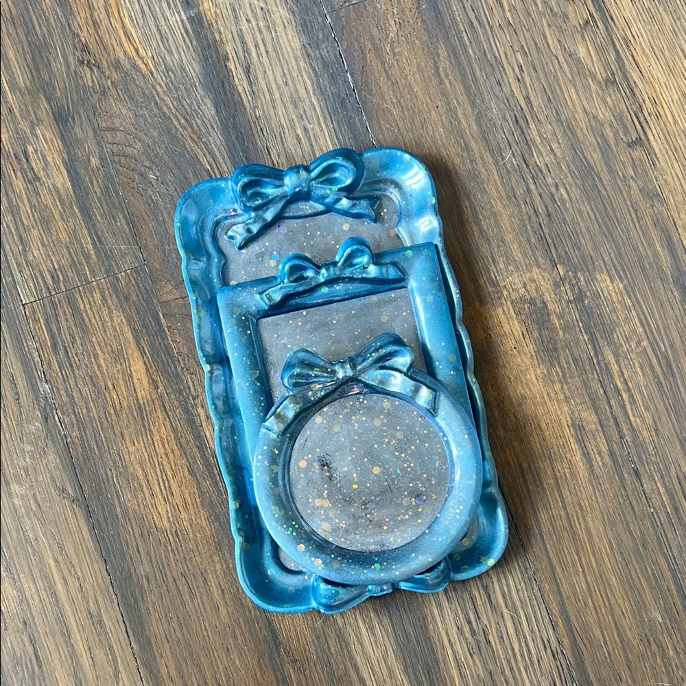 Handmade Blue Resin Bow Tray Set - Decorative Jewelry & Vanity Trays